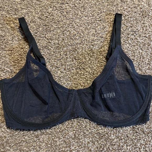 SKIMS 34ddd “ultra fine mesh bra” - Picture 1 of 4